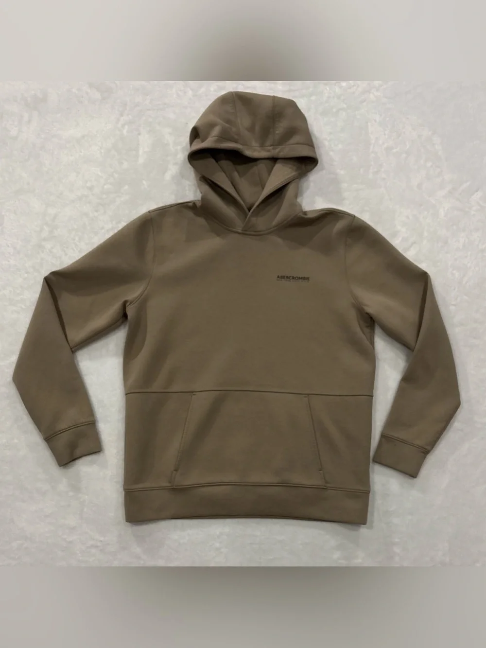 Abercrombie Kids Moisture Wicking 4-Way Stretch Pullover Hoodie Youth Size 15/16